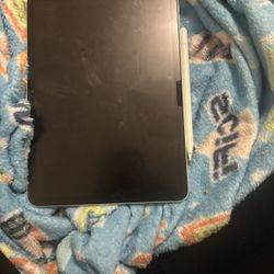 iPad Air And Apple Pencil 