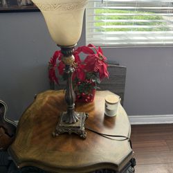End Tables And Lamps 