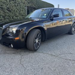 2010 Chrysler C300 Sport 