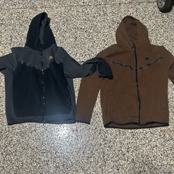MEN Nike tech zip up