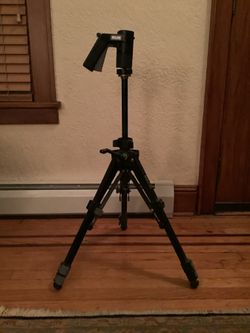 SLIK Universal 212AF Tripod w/ Trigger Single Action Panhead