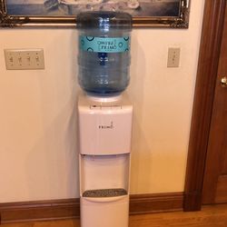 pRIMO like new open box with bottle $100 obo