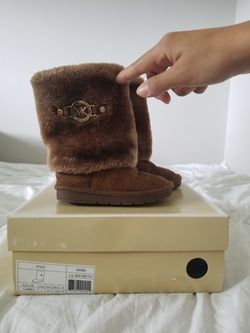 Michael Kors toddler size 7