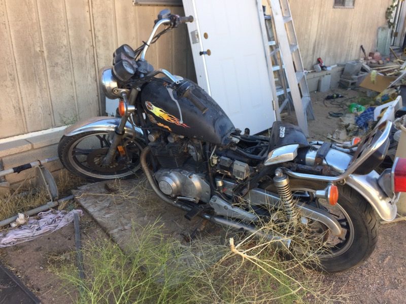 Suzuki gs450 L