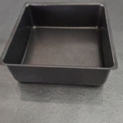 BRAND NEW 8.5 Square Non Stick Chessecake Pan with Removable Bottom