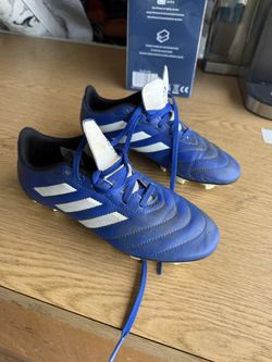 Adidas Youth Soccer Cleats AYSO Size 5
