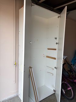 Free Storage cabinet