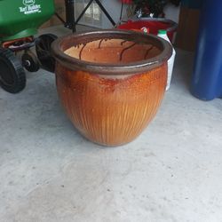 Look Ceramic Plant Pot