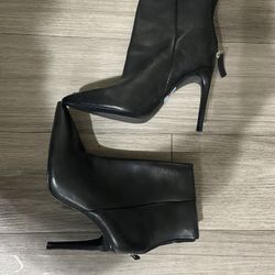 Brand New Boots Women’s 5.5 $20 