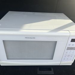 Frigidaire Microwave