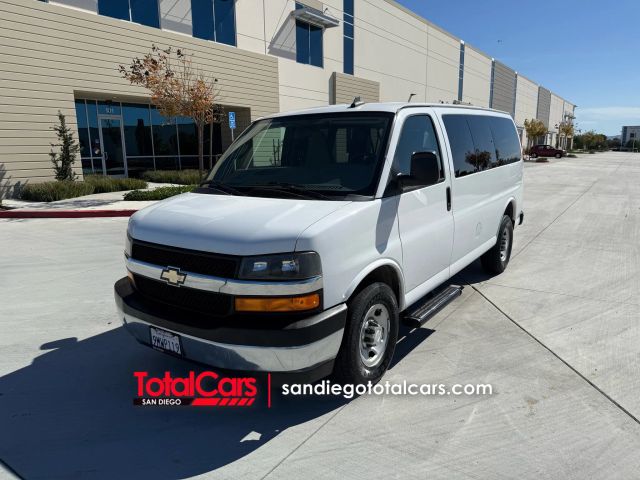 2017 Chevrolet Express 2500 Passenger