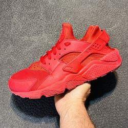 Nike Air Huarache 'Triple Red' 2015 (Sz 10.5M)
