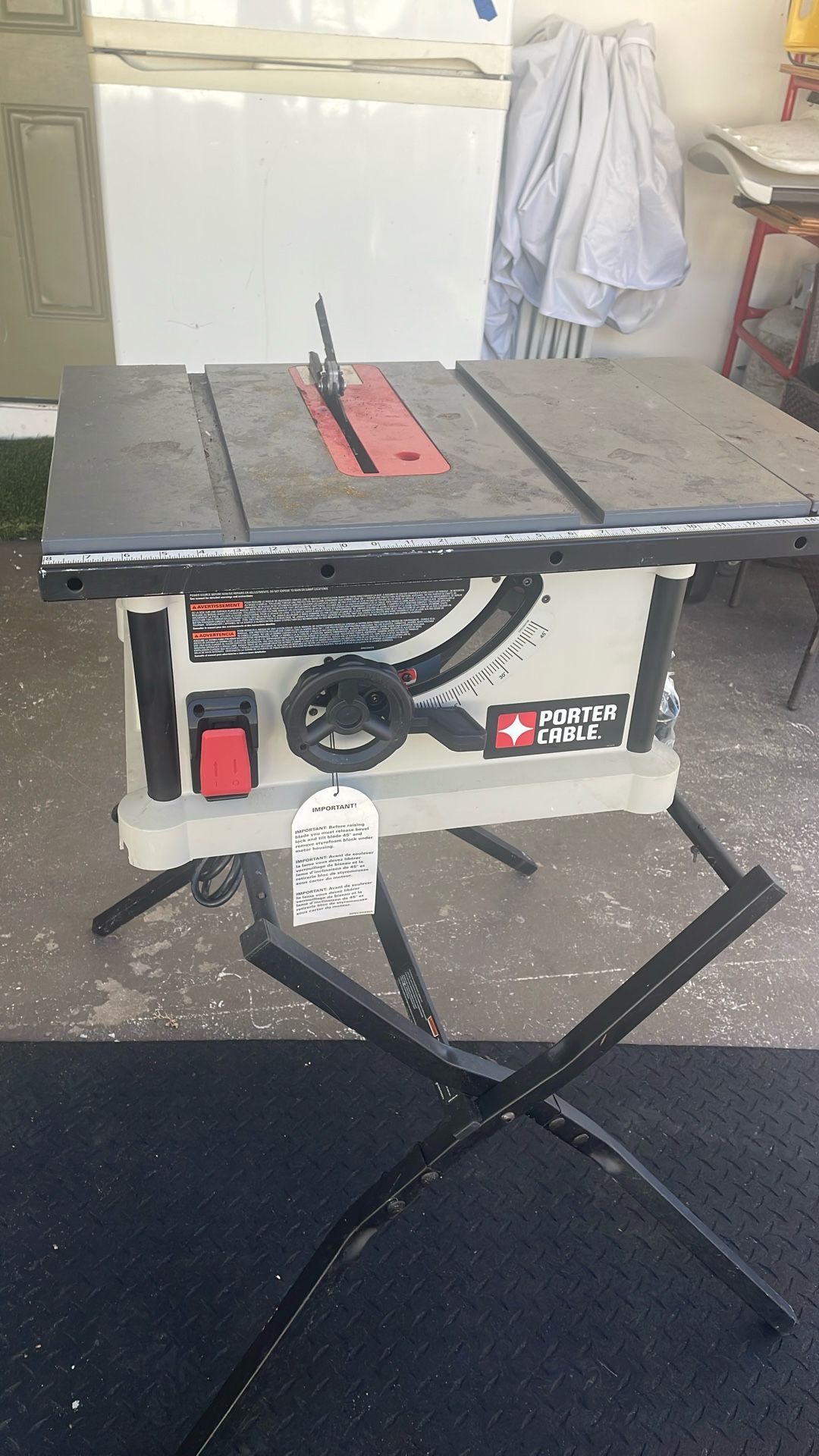 10”  Table Saw. with stand, little rust on the top 