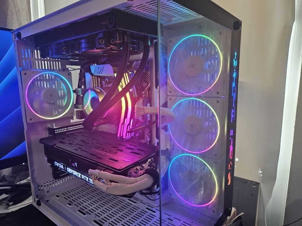 Powerful custom gaming PC. Ryzen 5 5600X RTX 2070 Super. 16gb Ram. 1tb ssd.  Built in wifi