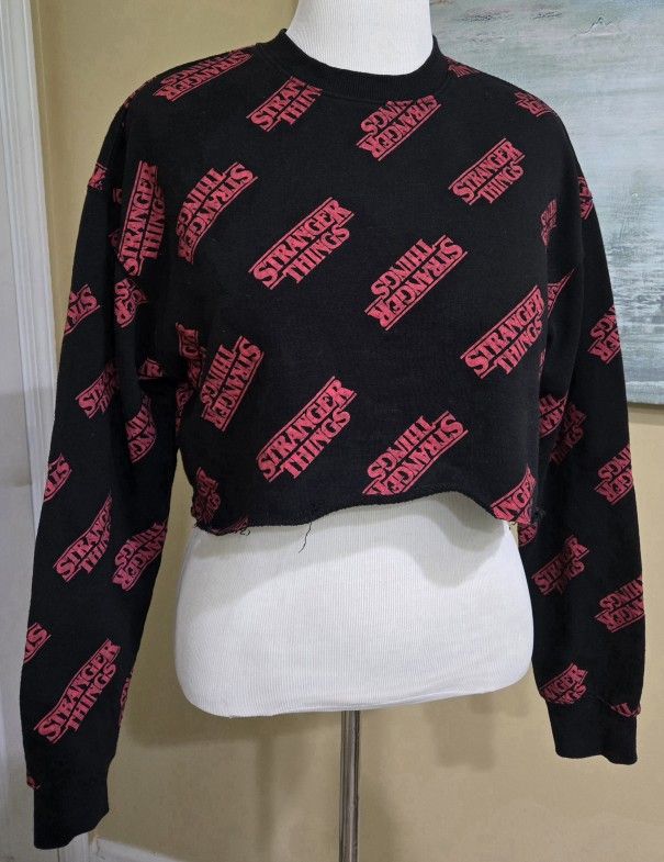 ❤️🖤❤️STRANGER THINGS CROPPED SWEATSHIRT Sz Small