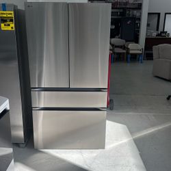 30 cu. ft. SMART Standard Depth MAX French Door Refrigerator with Internal Water Dispenser in PrintProof Stainless Steel