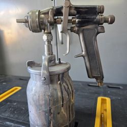 Binks Model 7 Spray Gun