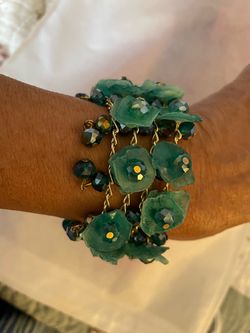2 set of bracelets
