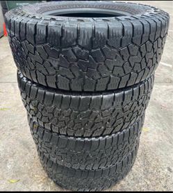 Falken wildpeak A/T3 LT285/70R17