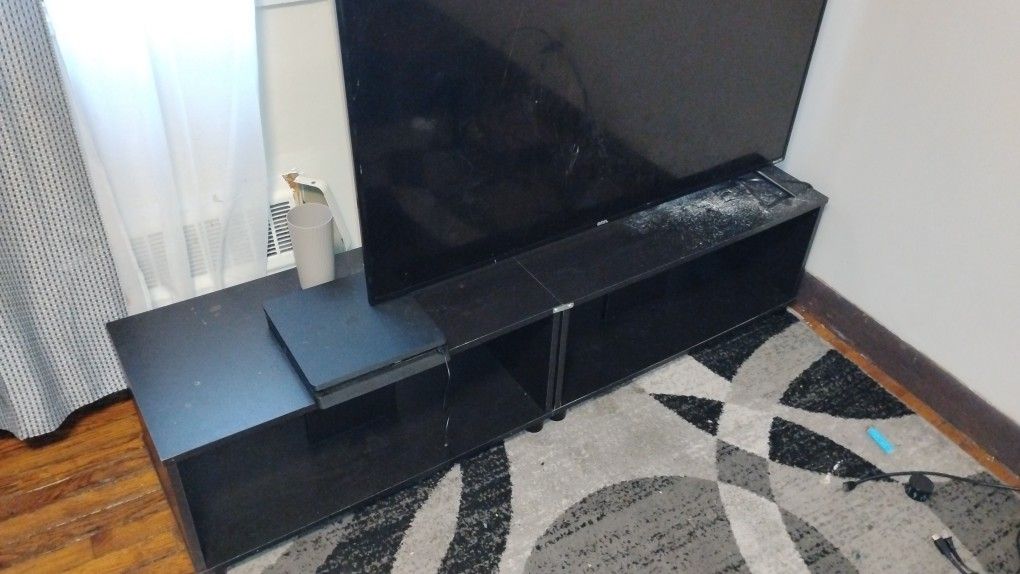 70 Inch TV Stand