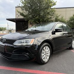 2012 VOLKSWAGEN JETTA 