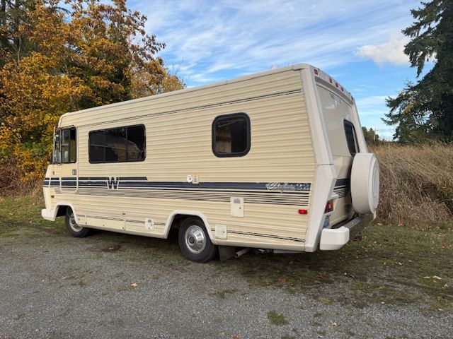 1985 Winebaggo Chieftan