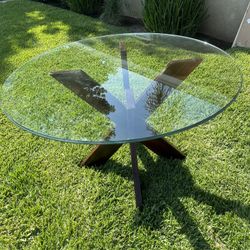 Round Dining Table