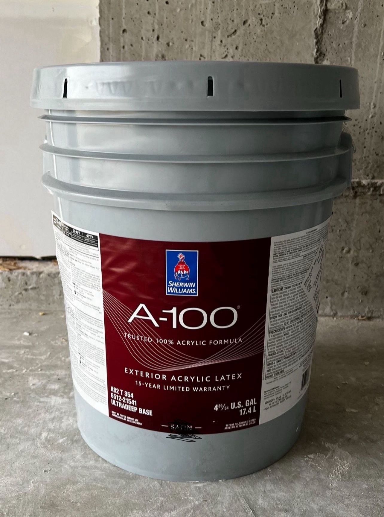 Exterior Paint. Color Gauntlet Gray. New 5 Gallons 
