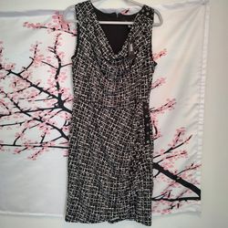 White House Black Market Black And White Sl Button Dtl Shrirred Mj