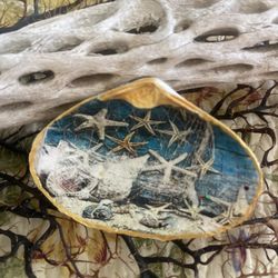 Beach Scenery Trinket