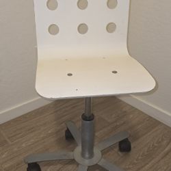 Kids Ikea Rolling Desk Chair