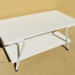 43” White Coffee Table -New -Never used but has Minor wear-size in pics -delivery is available $30 Price is Firm 