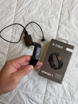 Fitbit Charge 5 Advanced Fitness & Health Tracker