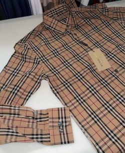 BURBERRY SHIRT FOR MEN BRAND  NEW SMALL