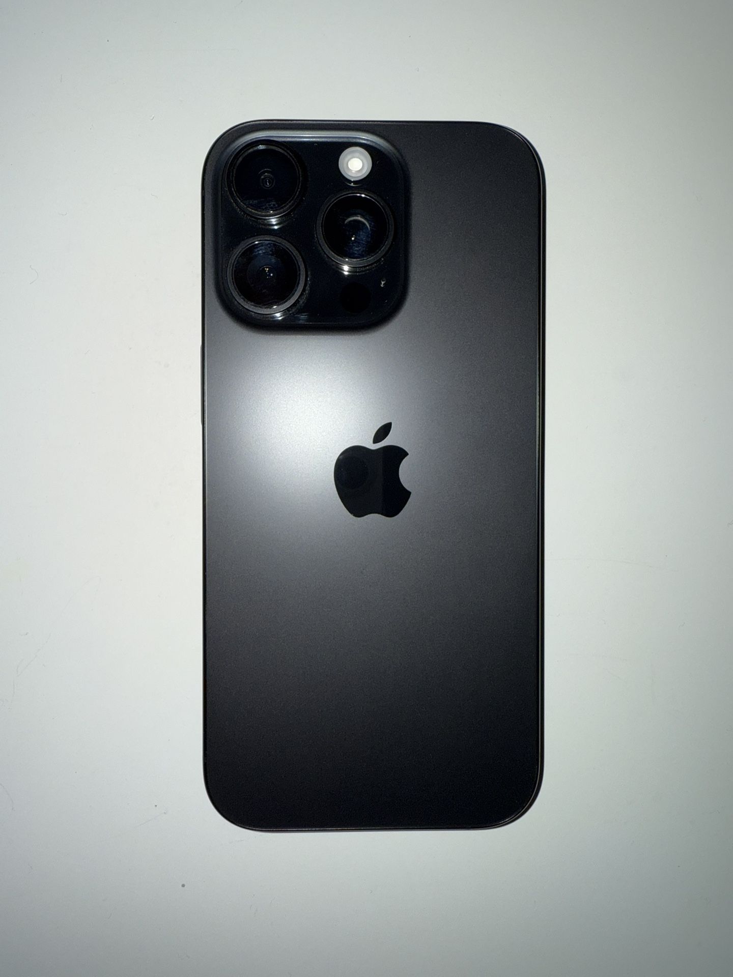 iPhone 16 Pro