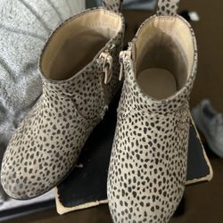 Toddler Boots Size 8 