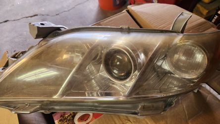Headlight  For 2007 To 2009  Driver Side $20
