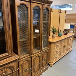 China Hutch (in Store)