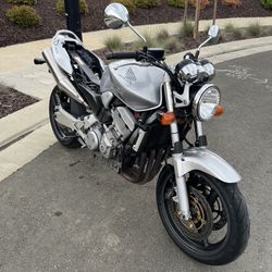 2004 Honda cb900f