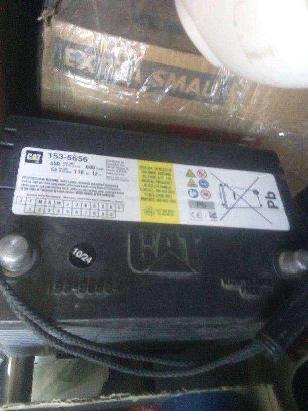 CAT Battery Top Post Maintenance Free ✓