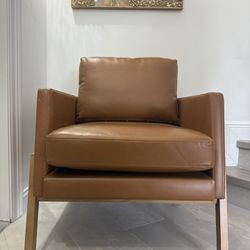 Beautiful Leather Chair 