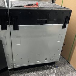 New Jenn Air Panel Ready Dishwasher  