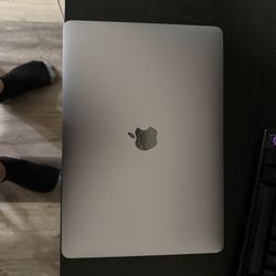 MacBook Pro 13” 2020 M1 - 512Gb w/Touch Bar