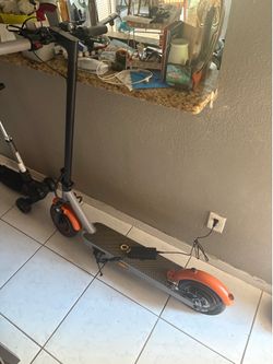 Electric scooter