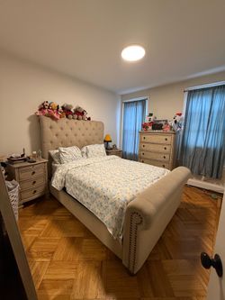 Bedroom set