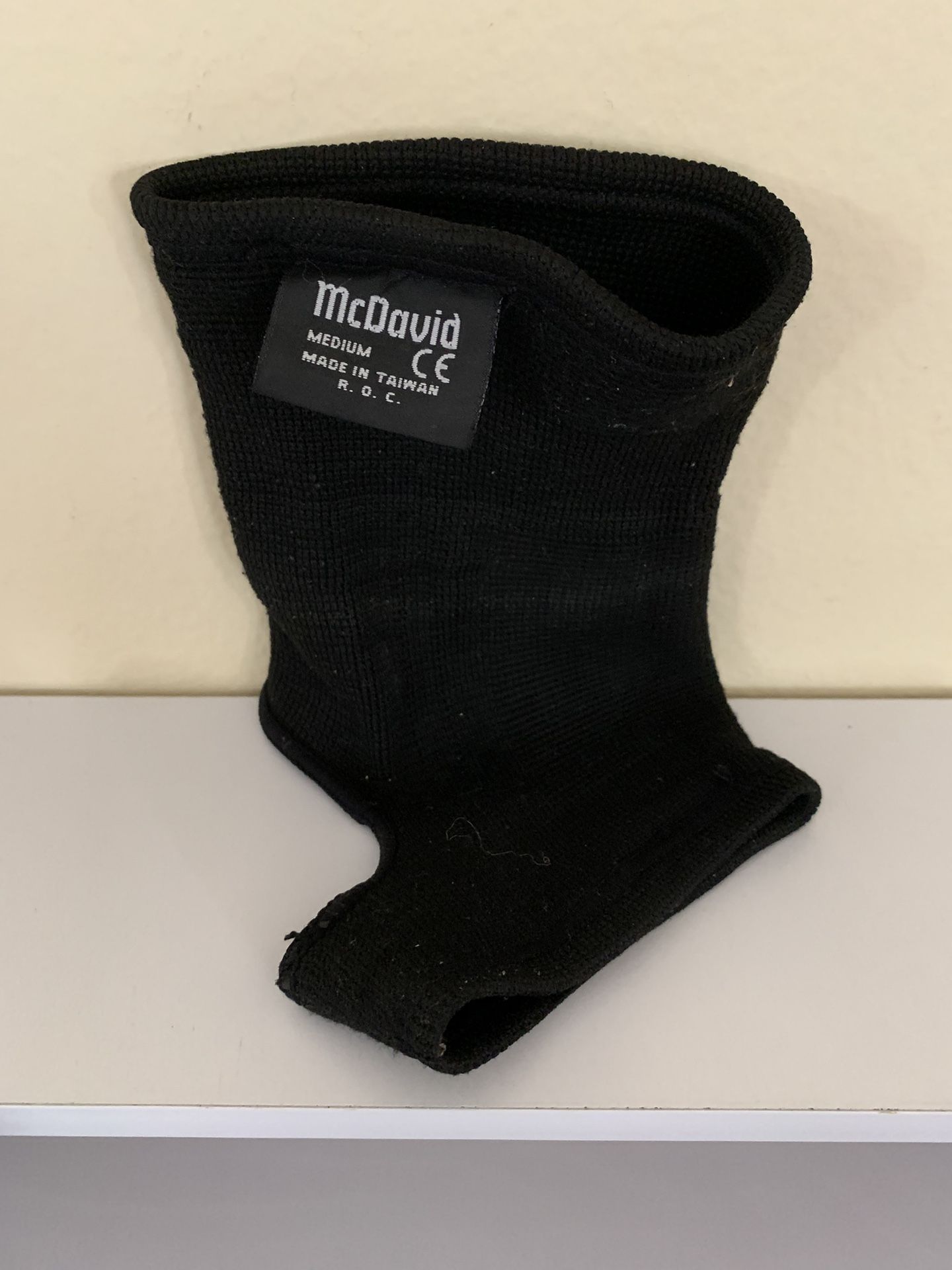 McDavid Ankle Support Elastic in Medium