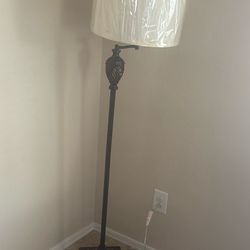 Floor lamp