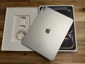iPad Pro 13 Inch M4 Wi-Fi Cellular 2TB Silver with Nano-texture ✅Price Firm