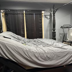 Fully adjustable king size bed frame