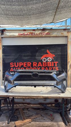 2019 RAV4 Bumper Front OEM 2025